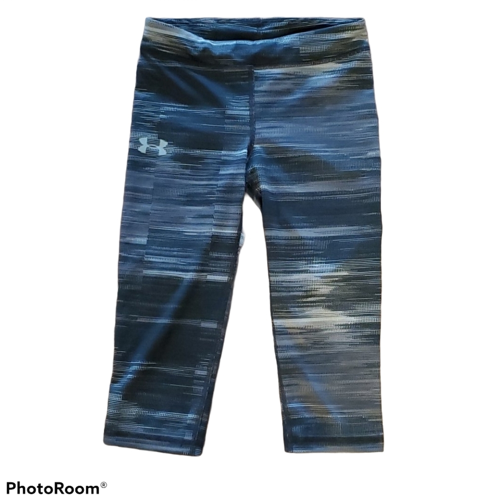 Girls Underarmour capri leggings